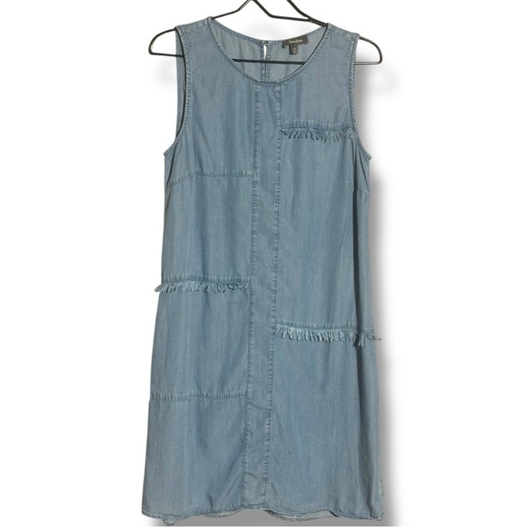 Neiman Marcus Light Denim Patchwork Thick Strap Sleeveless Crew Neck Mini Dress - Picture 15 of 16
